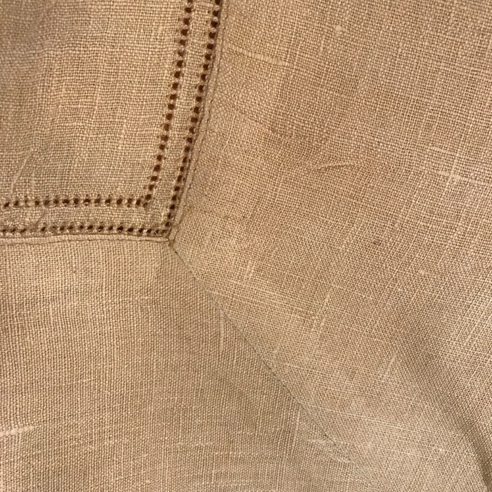 Large Tablecloth - Picture 5 of 5